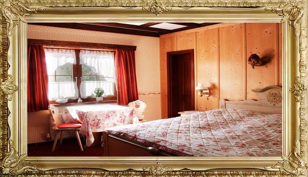 Landhaus Hotel Romantik Gotha Ruang foto