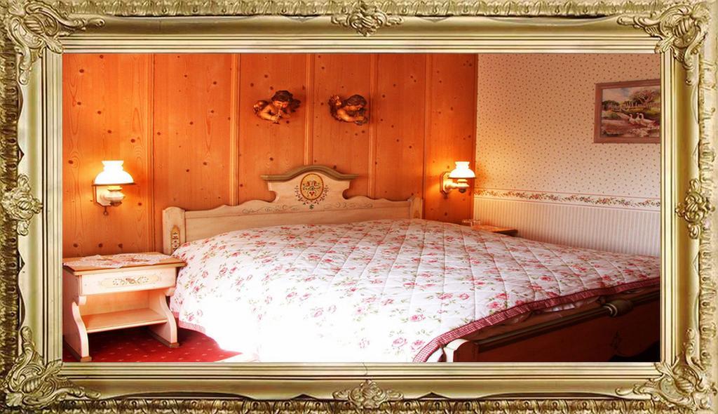 Landhaus Hotel Romantik Gotha Bagian luar foto